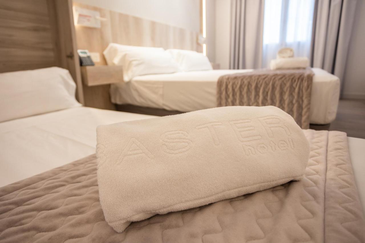 Dwo Abaster Hotel Soria Ngoại thất bức ảnh