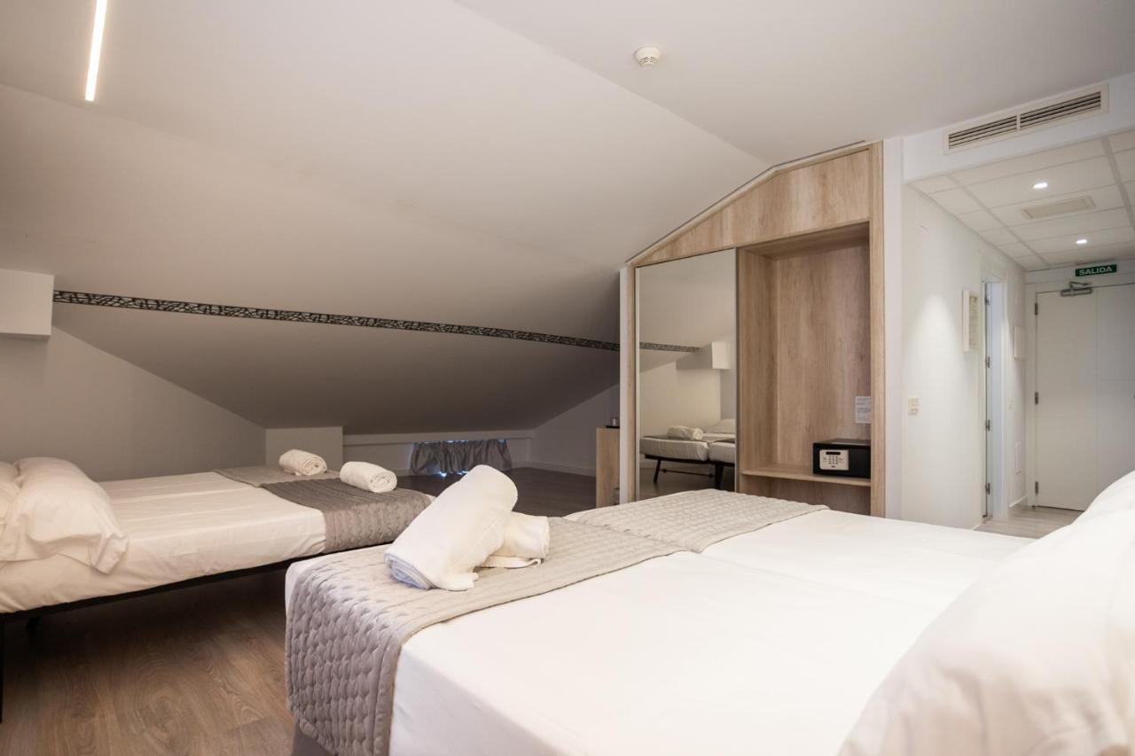 Dwo Abaster Hotel Soria Ngoại thất bức ảnh