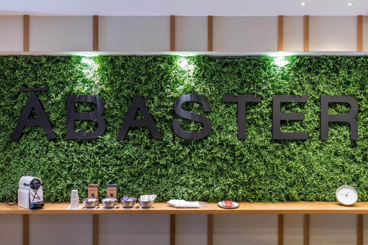 Dwo Abaster Hotel Soria Ngoại thất bức ảnh