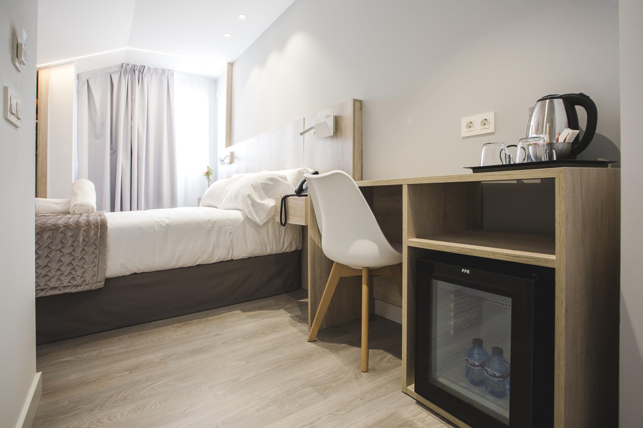 Dwo Abaster Hotel Soria Ngoại thất bức ảnh