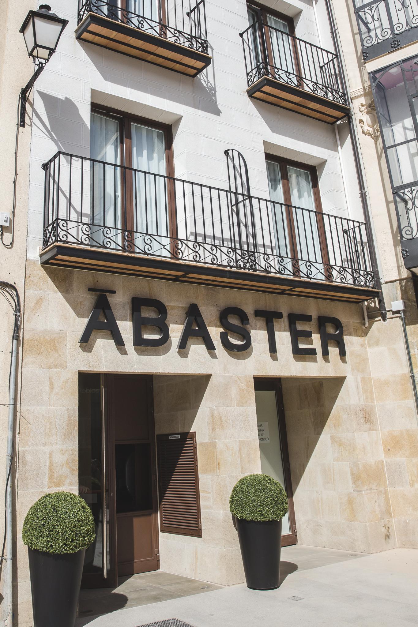 Dwo Abaster Hotel Soria Ngoại thất bức ảnh