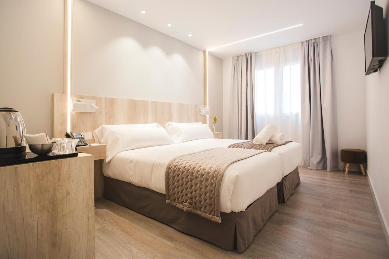 Dwo Abaster Hotel Soria Ngoại thất bức ảnh